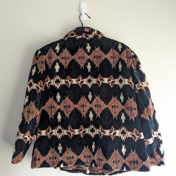 Aztec Southwestern fleece jacket - Picture 2 of 7